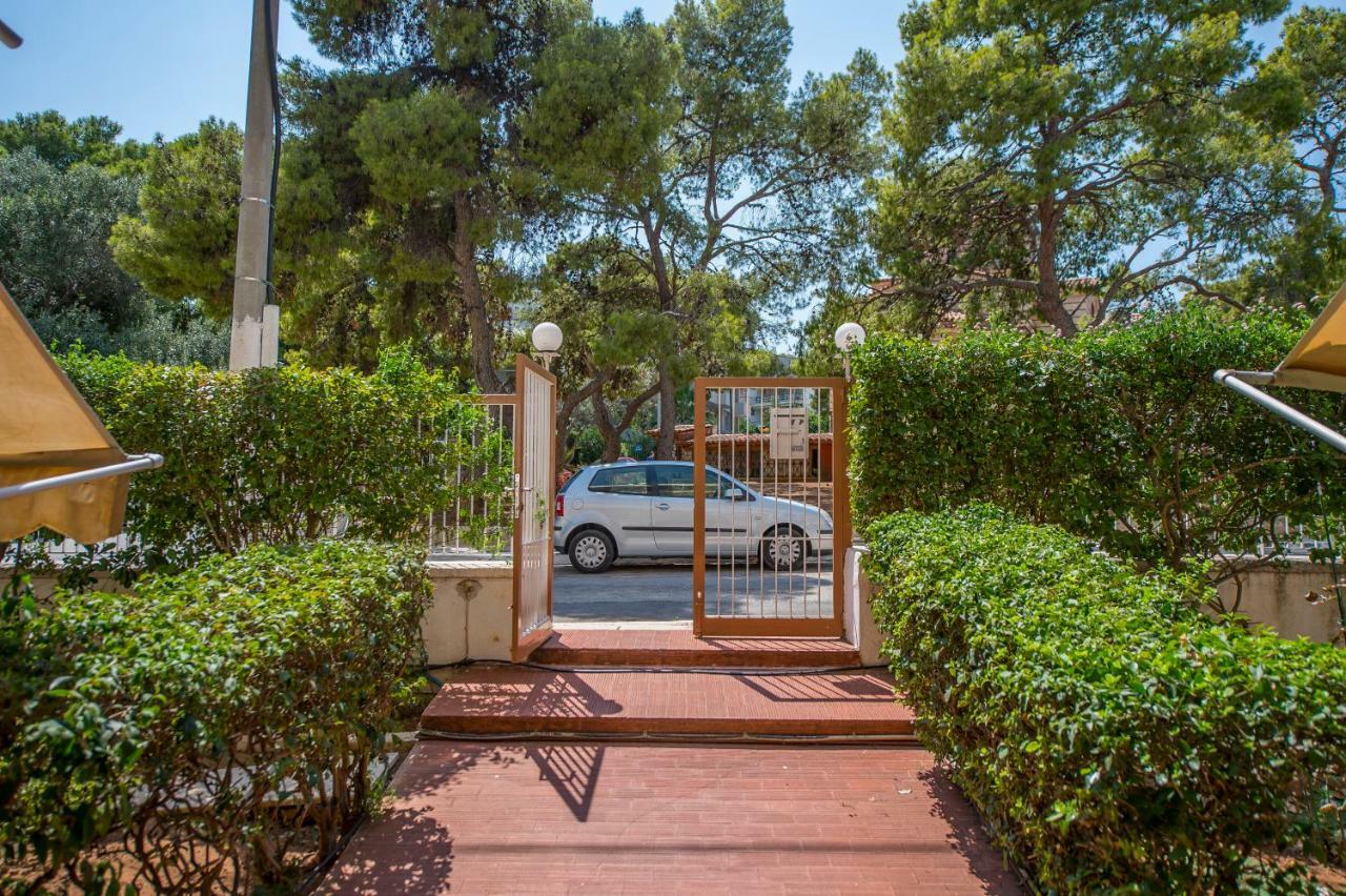 Starapartment Athens-Varkiza Top 2 Exteriör bild